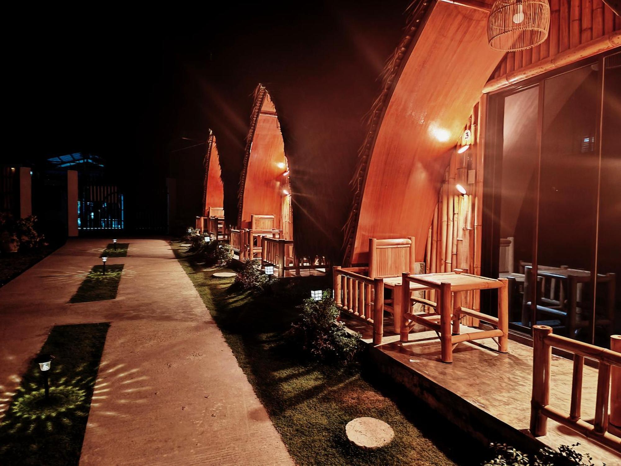 East Holiday Resort 莫阿尔博阿 外观 照片