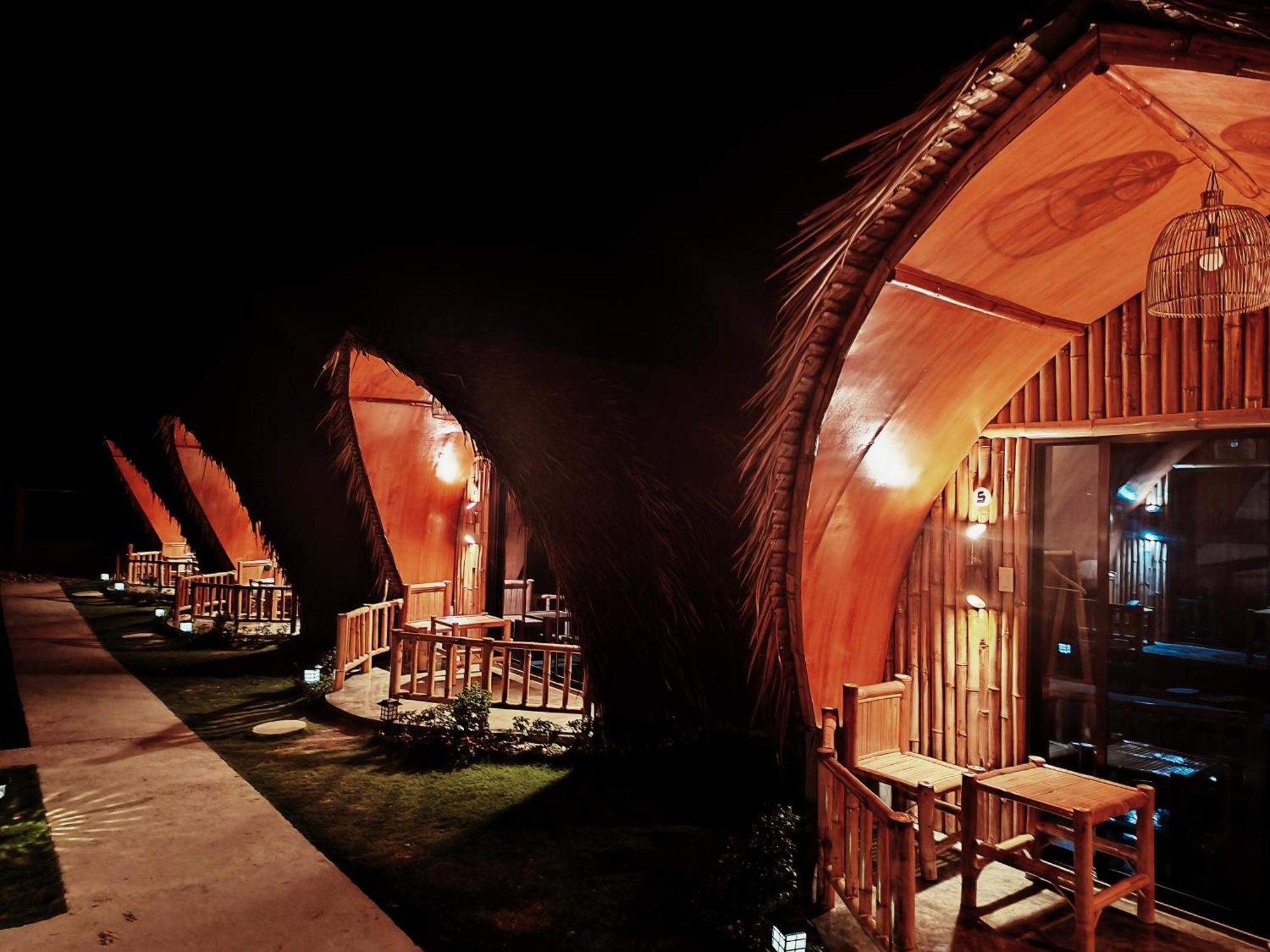 East Holiday Resort 莫阿尔博阿 外观 照片