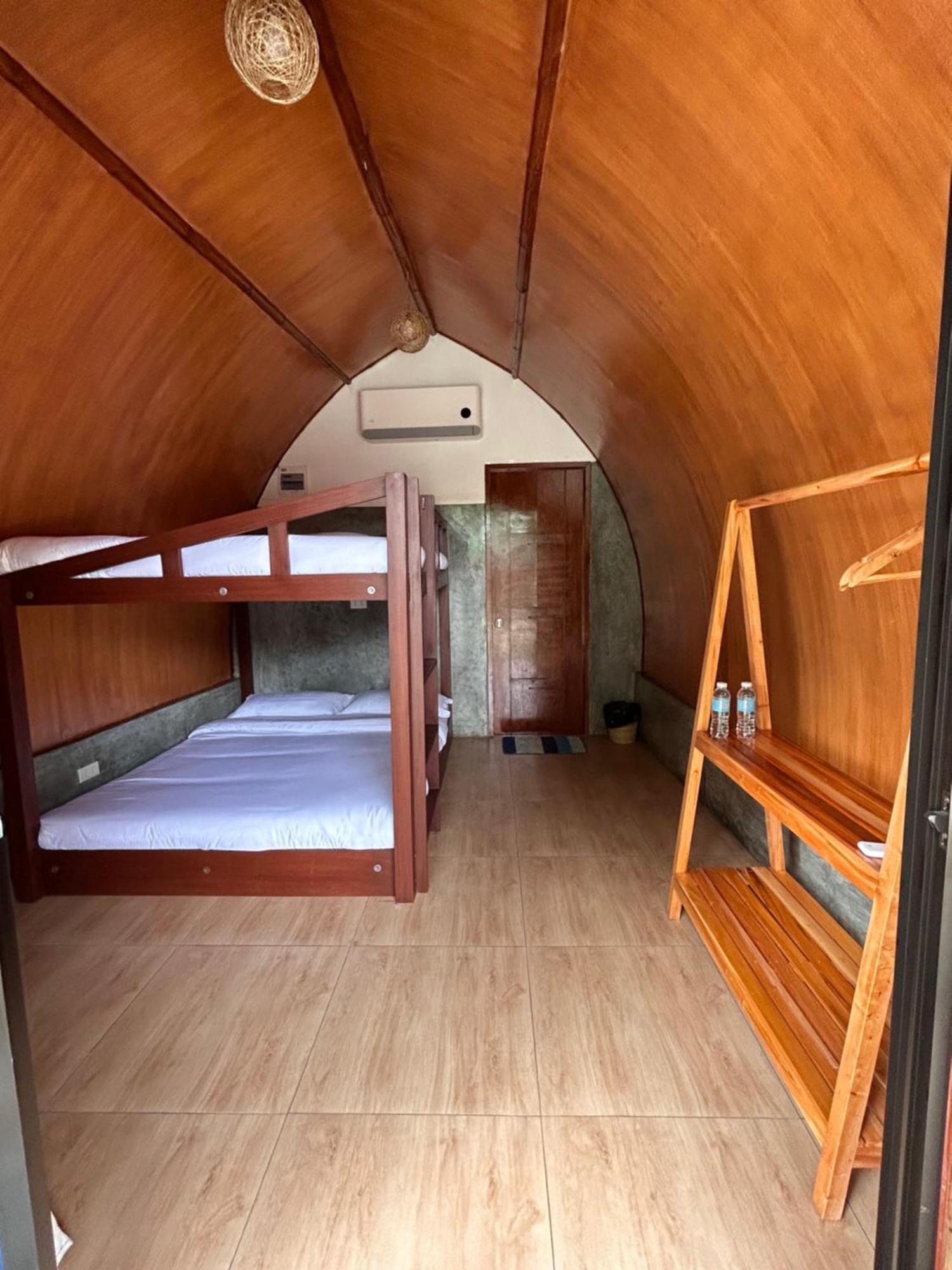 East Holiday Resort 莫阿尔博阿 外观 照片